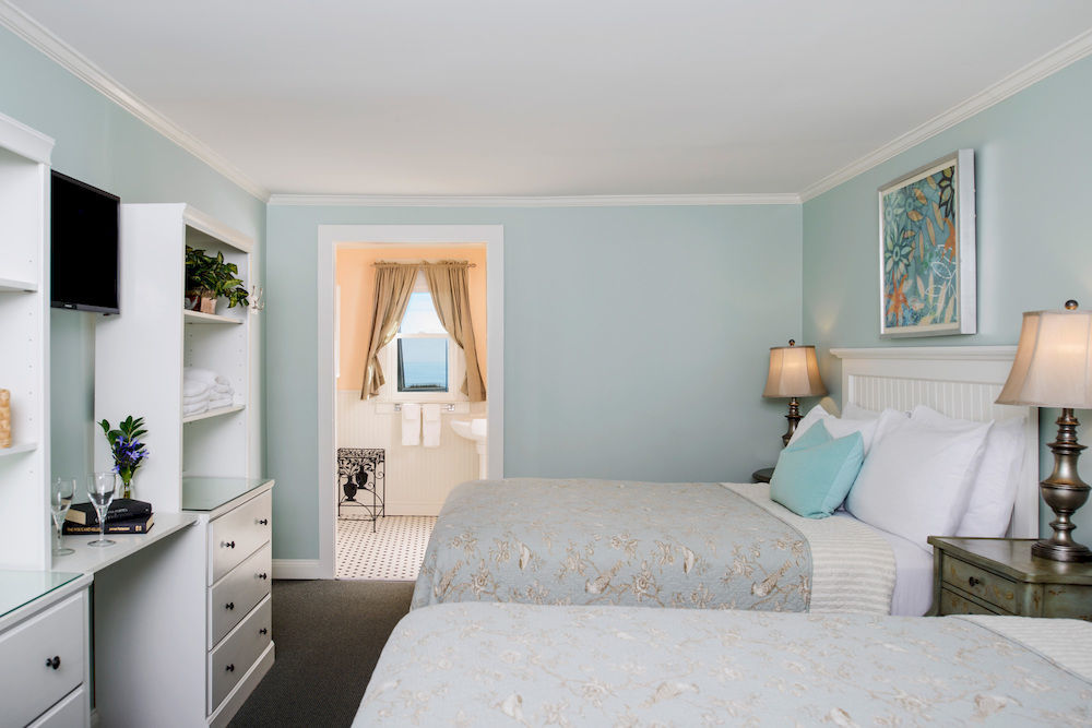 Madison Inn โอ๊คบลัฟส์ ภายนอก รูปภาพ